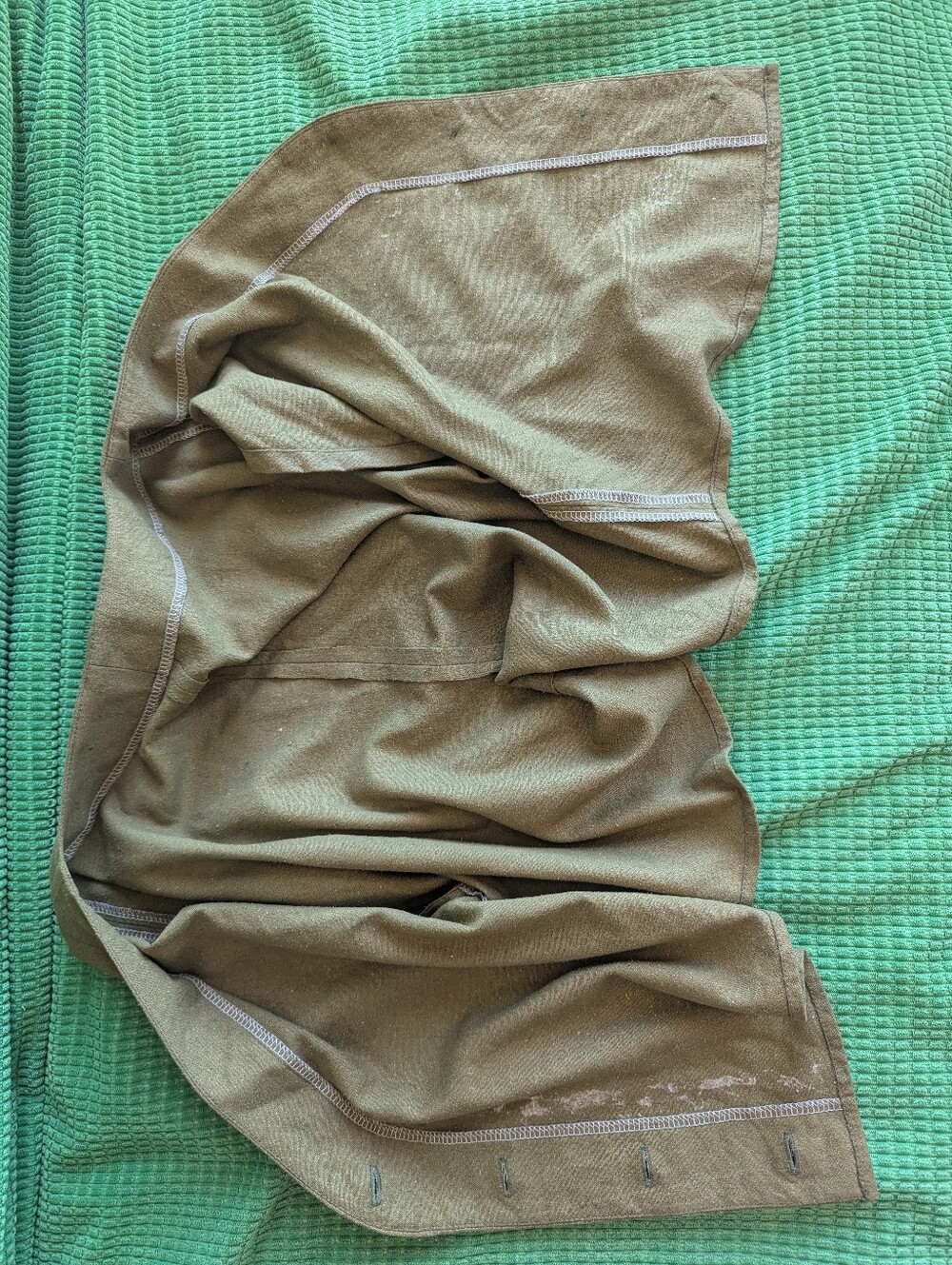 Handmade silk noil olive cropped vest-style top - Picture 3 of 4